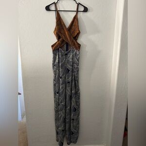 BYCORPUS LA CA Leaf Print Cutout Wide Leg Jumpsuit Size 10 Brown Navy Boho
